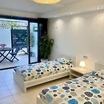 Lejlighed Chic Feel - Oceanfront, Heated Pool *